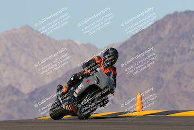 media/Oct-03-2022-Moto Forza (Mon) [[5f077a3730]]/Intermediate Group/Session 4 (Turn 9)/